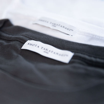 T-shirt / LOVE TO i (Red Embroidery Tee)