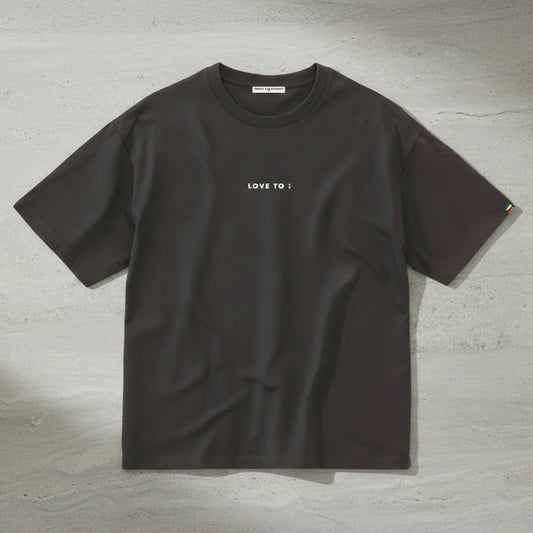 T-shirt / LOVE TO i (White Embroidery)