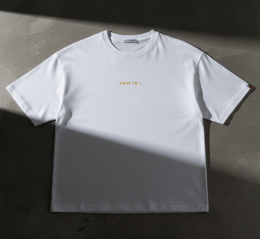 T-shirt / LOVE TO i (W/Y)